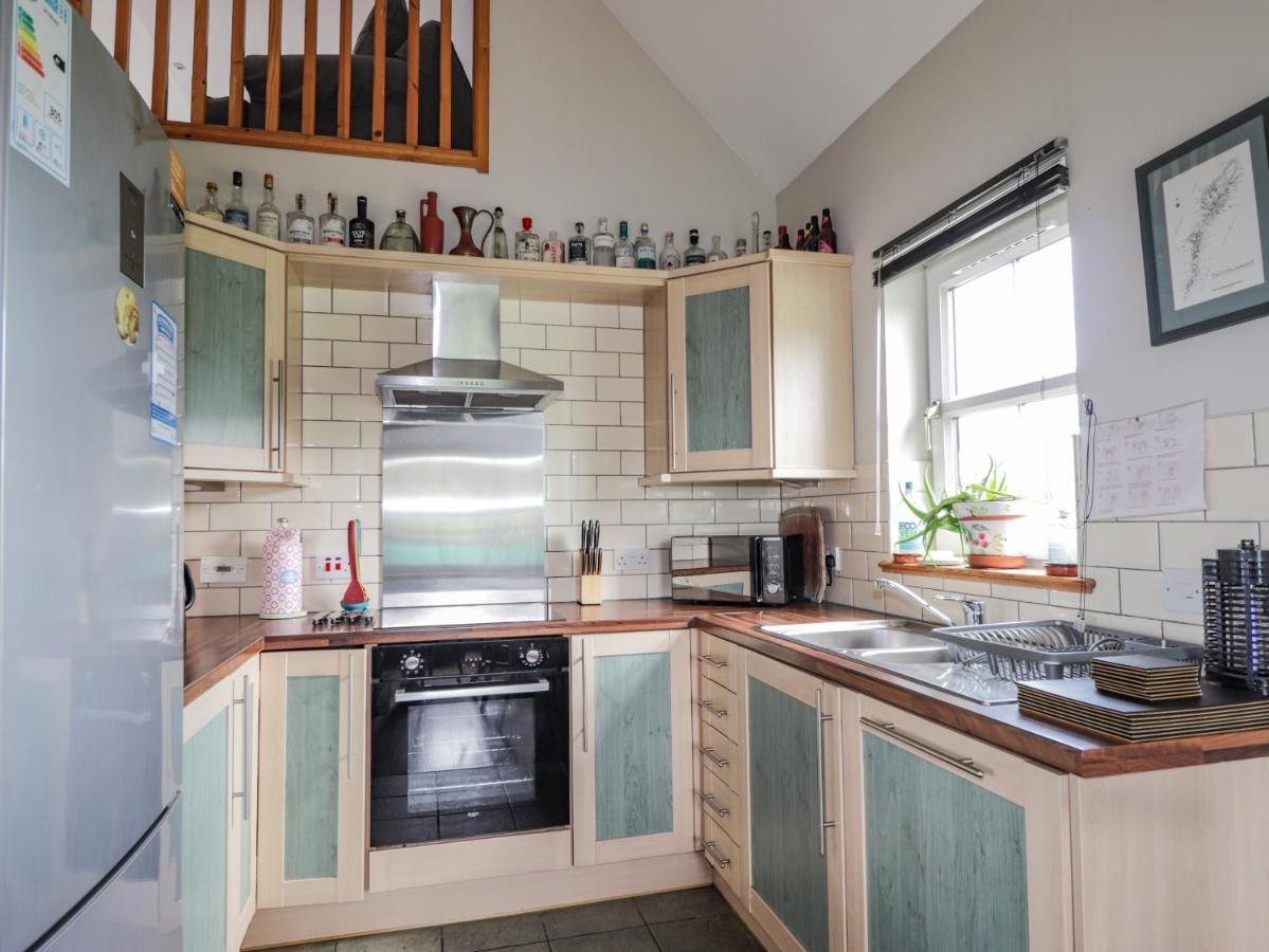 Ridge End Cottage Kilmaluag Екстериор снимка