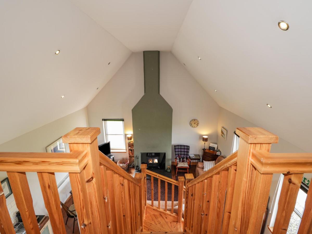 Ridge End Cottage Kilmaluag Екстериор снимка