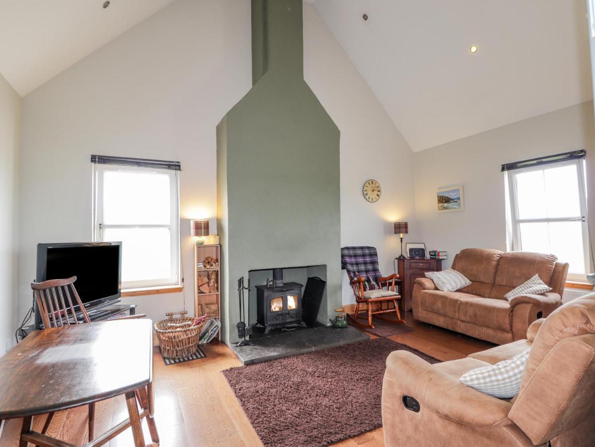 Ridge End Cottage Kilmaluag Екстериор снимка
